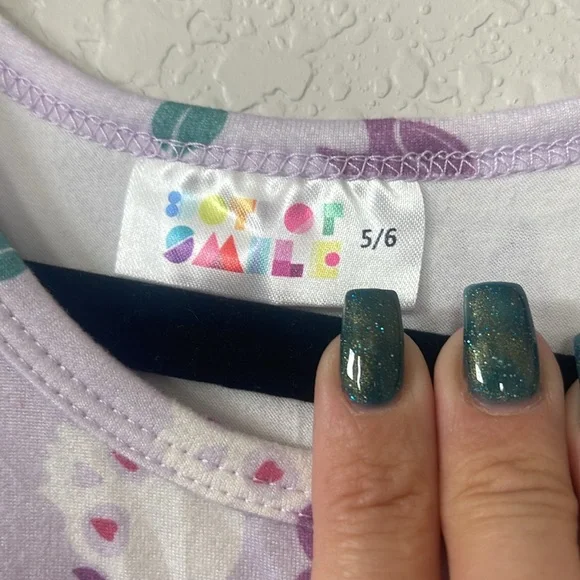 Dot Dot smile girl puff sleeve Halloween twirl dress. Size 5/6 purple skull bats - Picture 3 of 4